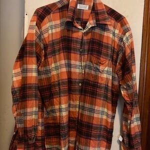 Tuttle Flannel button down long sleeve shirt.